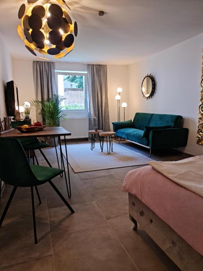 Deluxe Mit Terrasse Apartment Duisburg